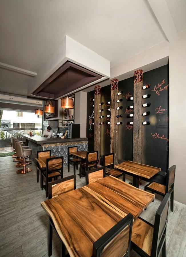 Álbura Hotel Pereira Esterno foto